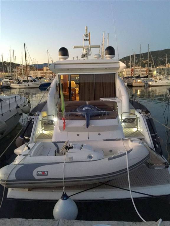 Sunseeker Predator 52