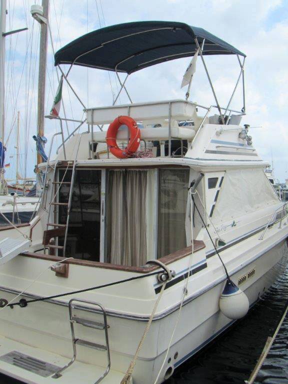 Sea ray 340 sedan bridge