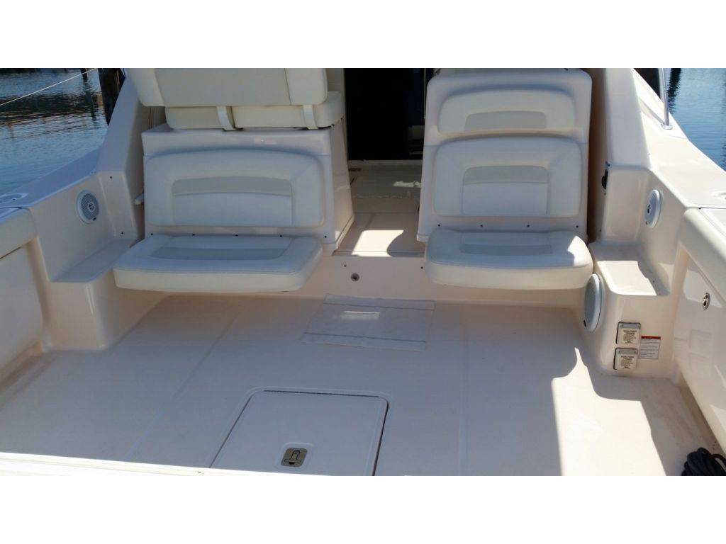 Tiara 3600 open