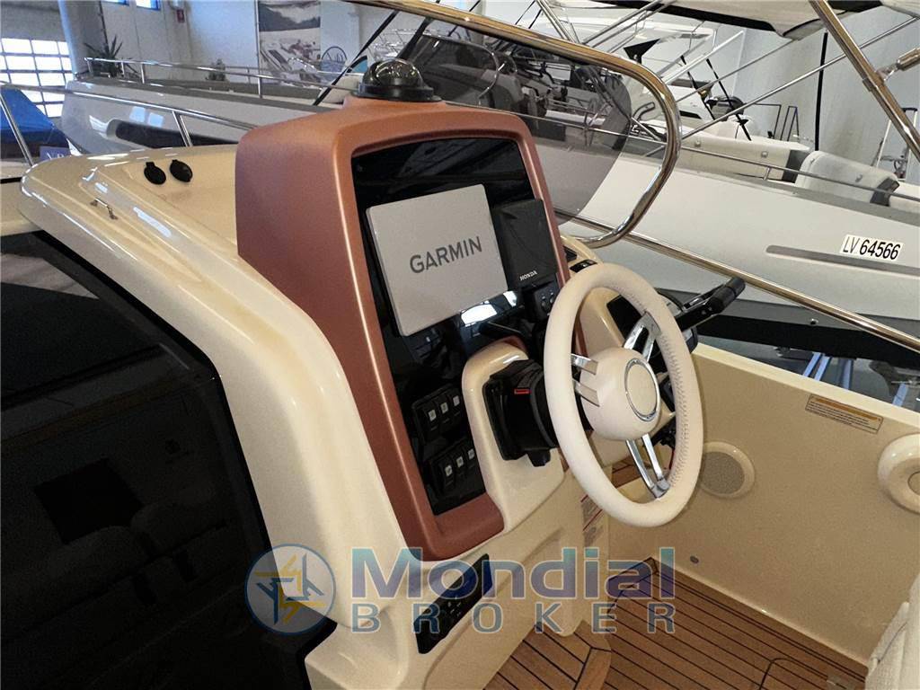 Invictus Capoforte cx270