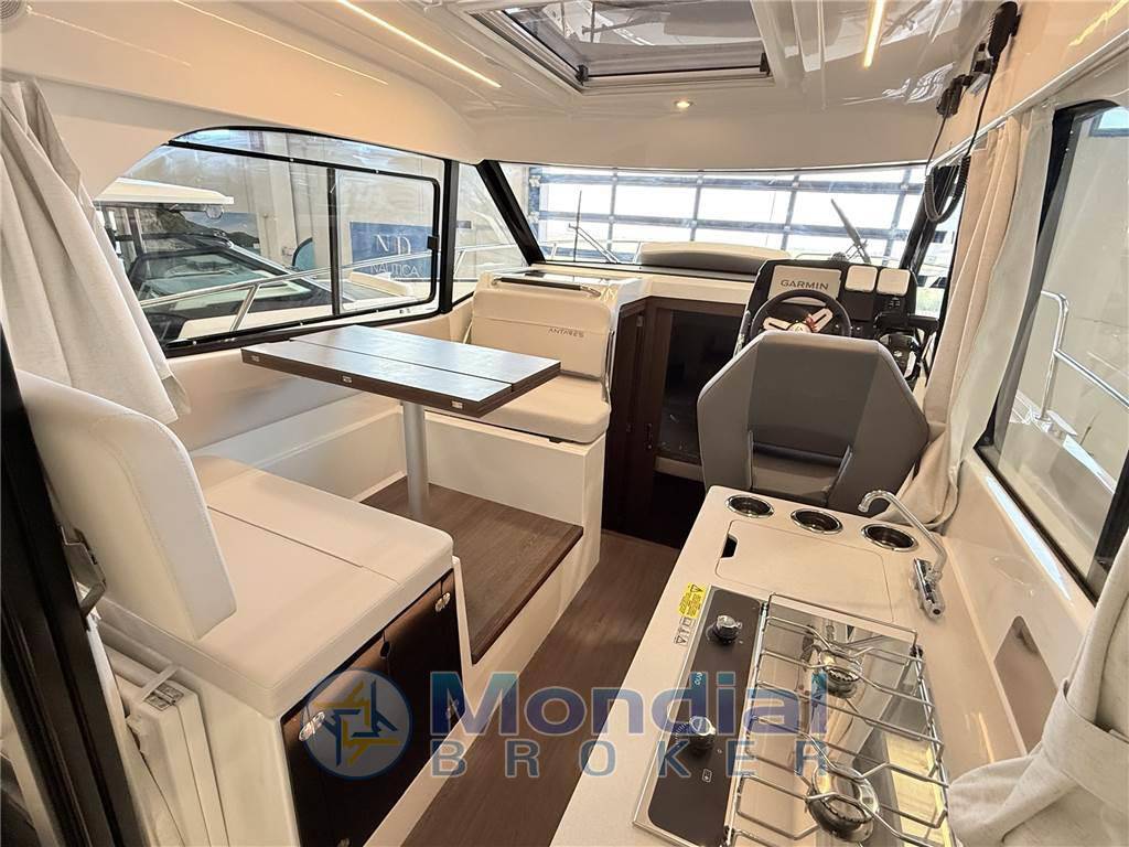 Beneteau Antares 9 ob v2