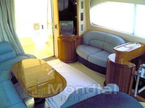 Azimut Az 46