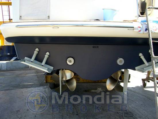 Azimut Az 39