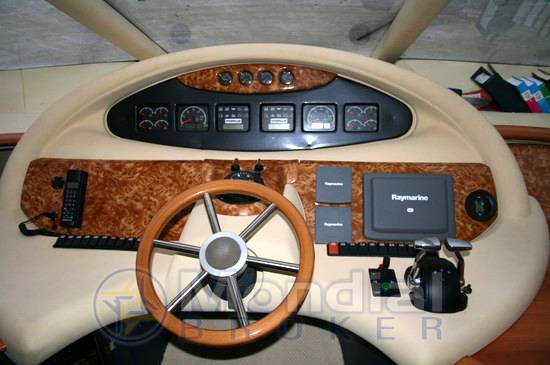 Azimut s.p.a. Az 55 fly