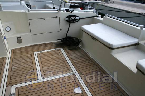 Ferretti 44 s