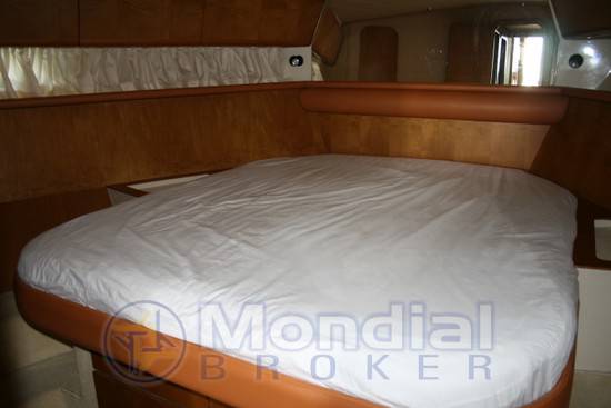 Ferretti 44 s