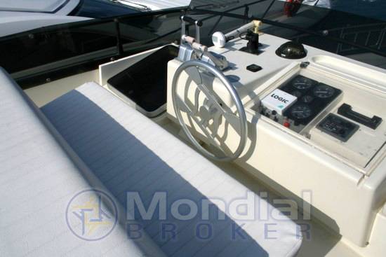 Ferretti 44 s