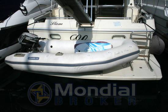 Ferretti 44 s