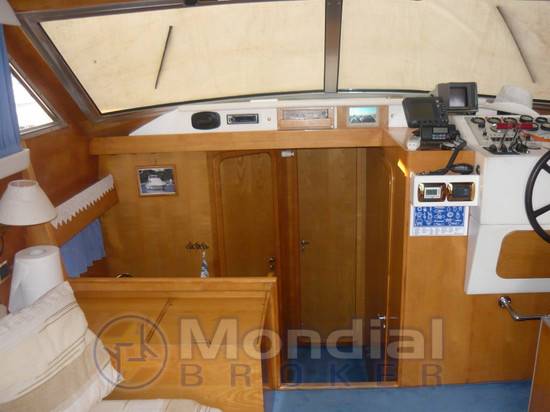 Piantoni 34 hurricane flay brig