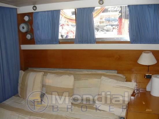 Piantoni 34 hurricane flay brig