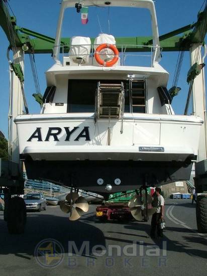 Uniesse 40