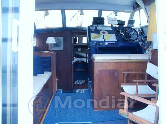 Fairline Sedan 32