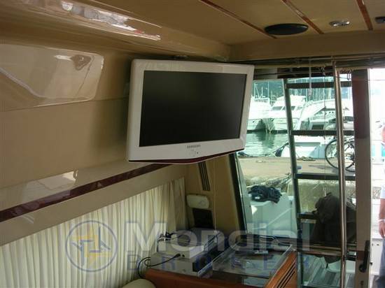 Ferretti 135
