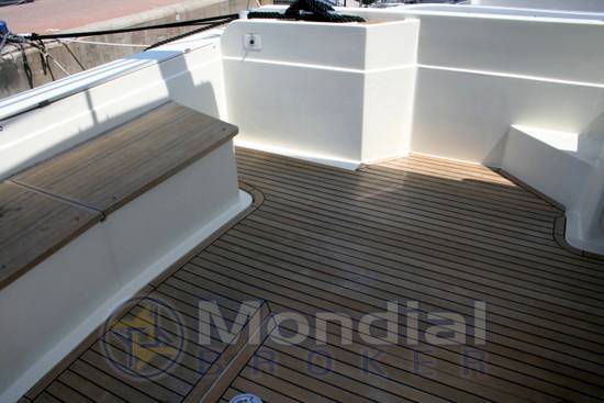 Ferretti 135