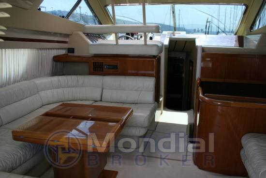 Ferretti 135