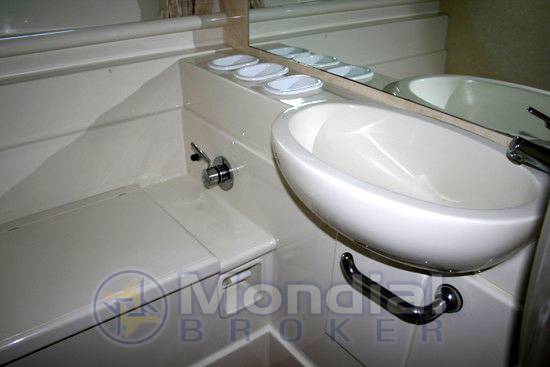 Ferretti 135