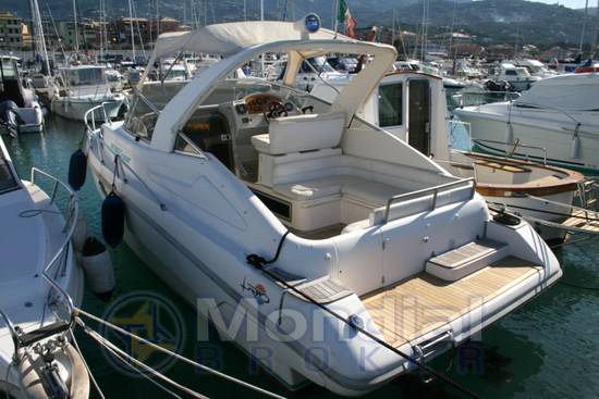 Rio 850 cabin