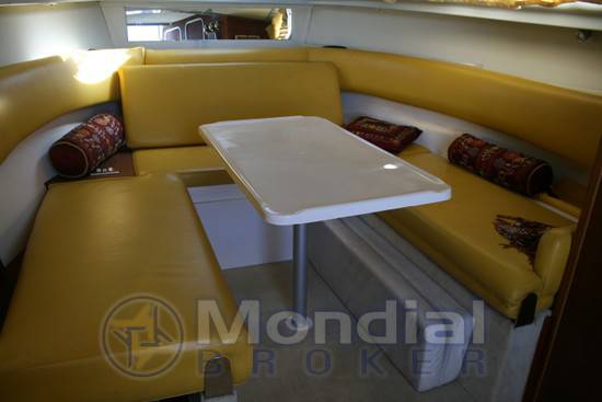 Rio 850 cabin