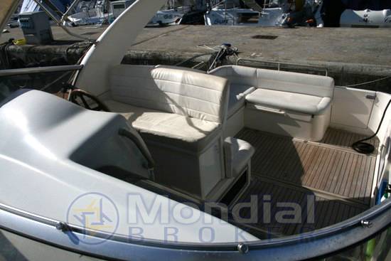 Rio 850 cabin