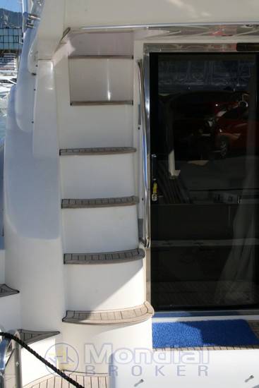 Azimut Az 42