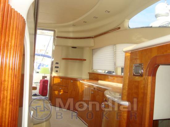 Azimut Az 42