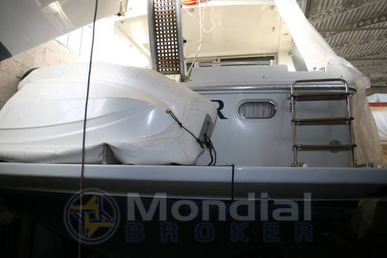 Ferretti 44 s