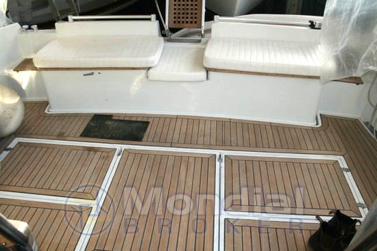 Ferretti 44 s