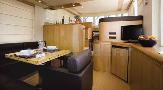 Cantieri estensi Maine 530