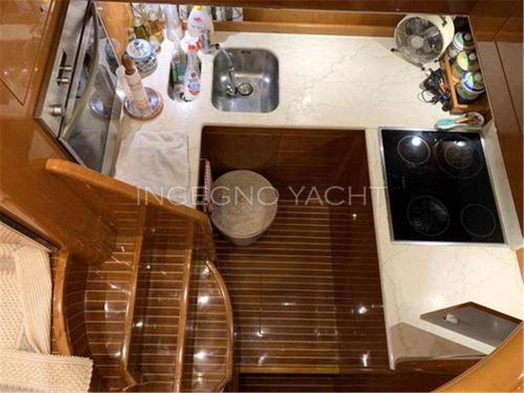 Uniesse 55 fly