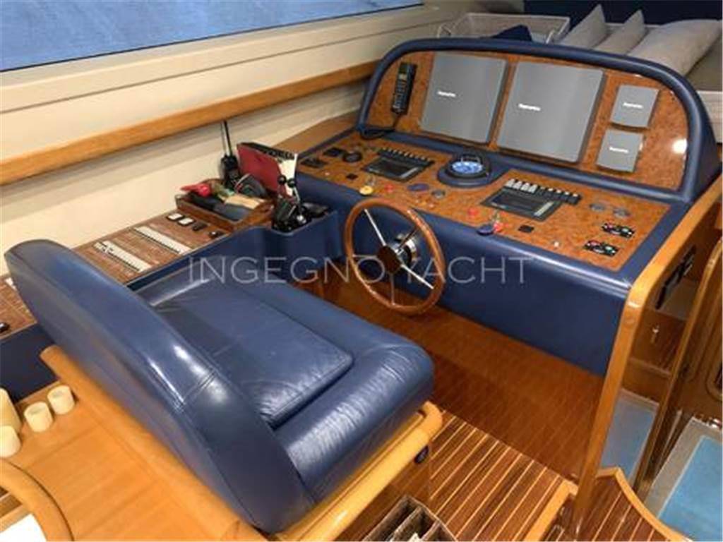 Uniesse 55 fly
