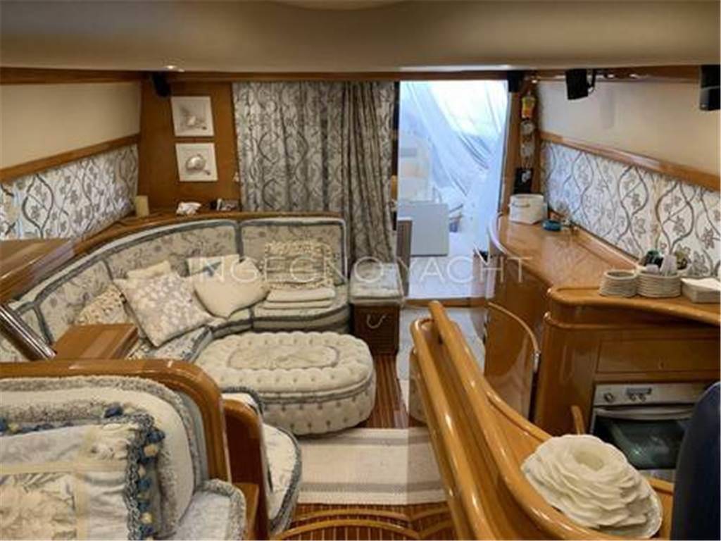 Uniesse 55 fly