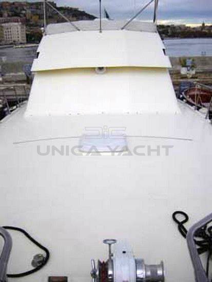 Hatteras 48 fly