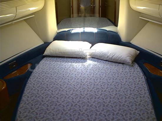 Azimut Az 52