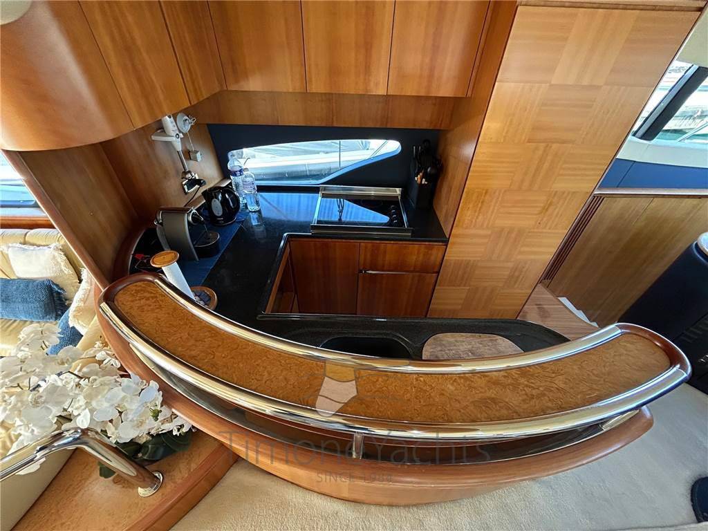 Azimut 62 fly