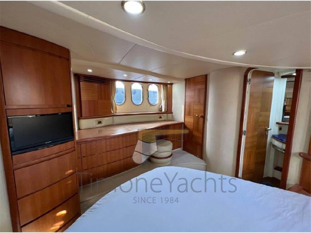 Azimut 62 fly