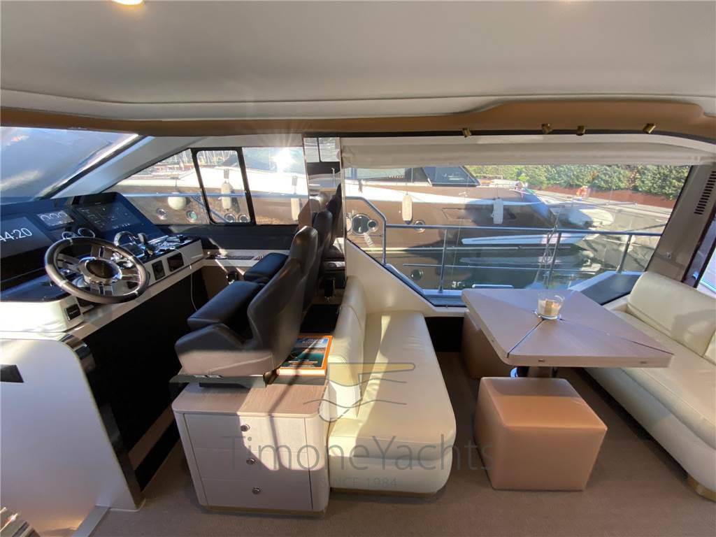 Azimut 60 fly