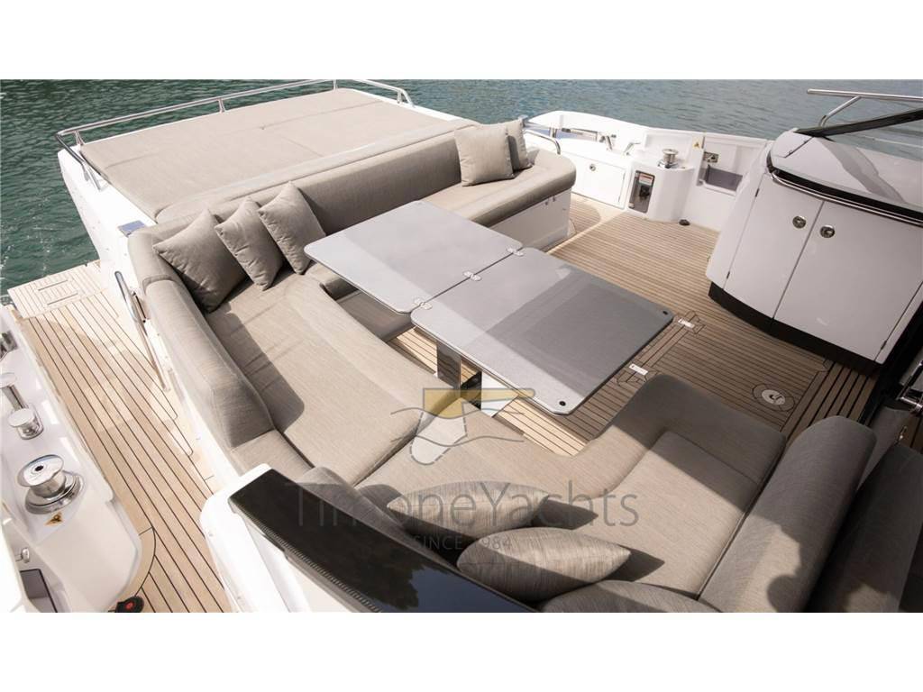 Azimut S6