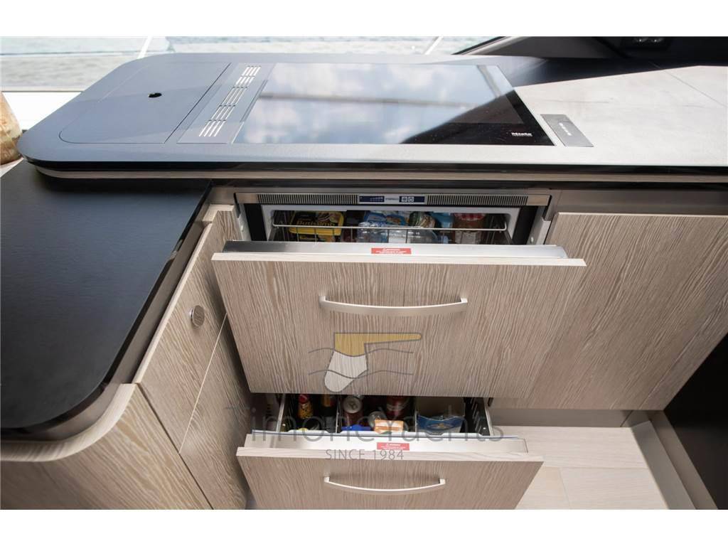 Azimut S6