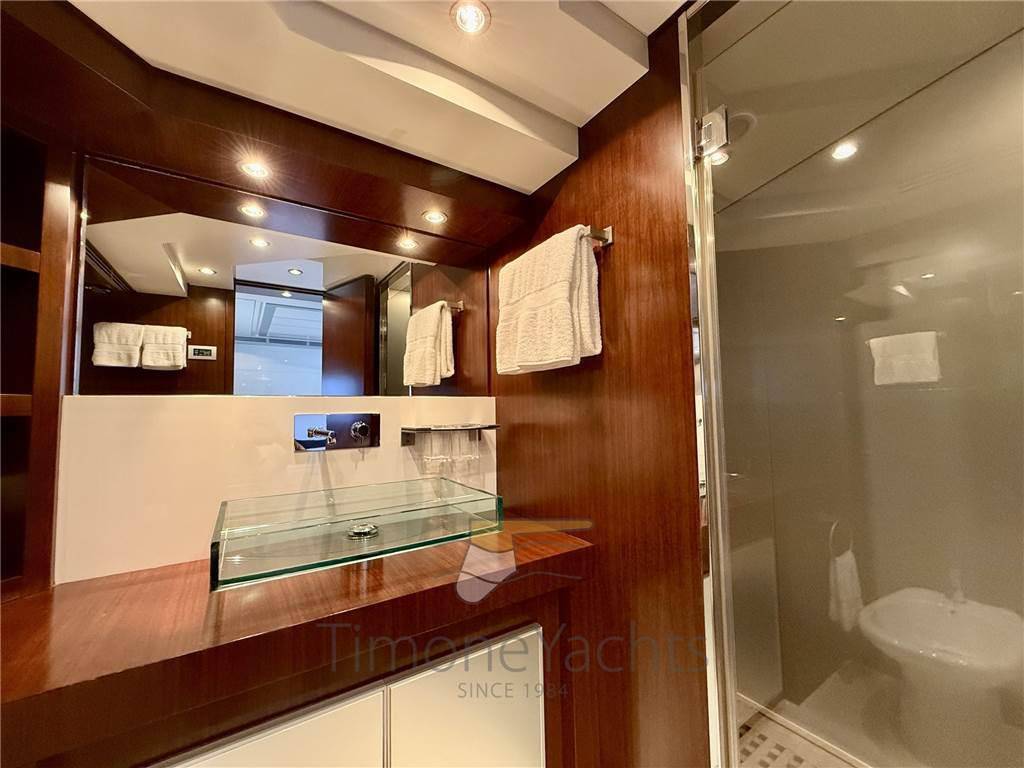 Riva 115 athena