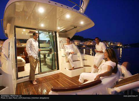 Jeanneau Prestige 42 fly