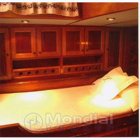 Mostes Lobster 18,35