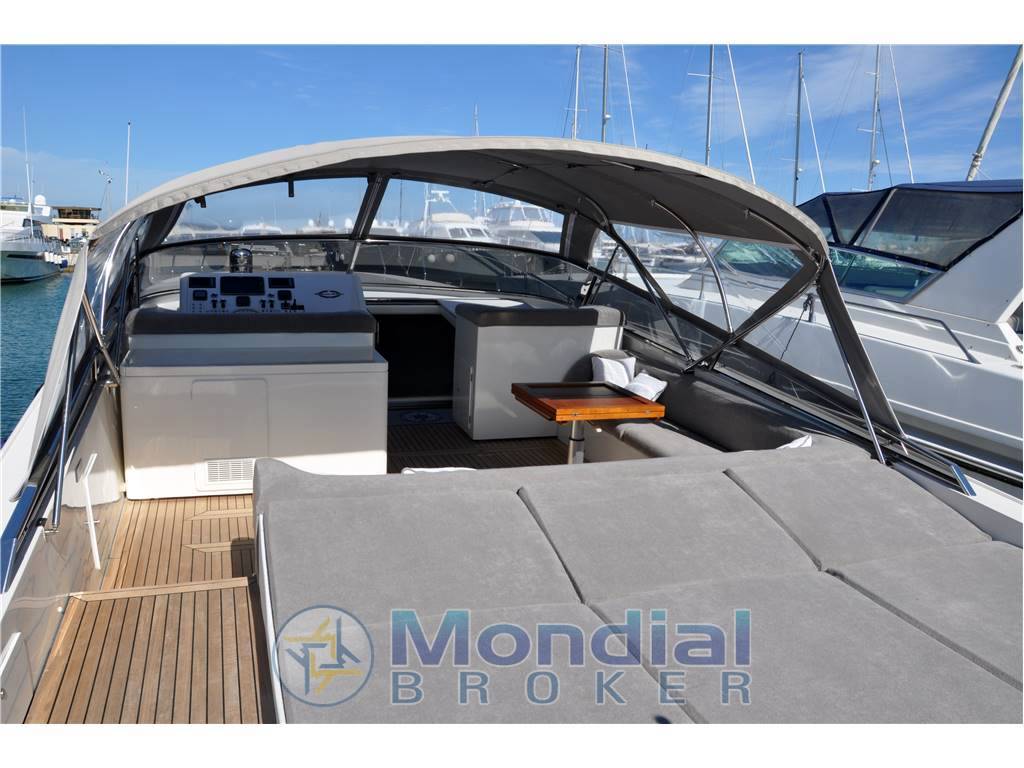 Magnum marine 53