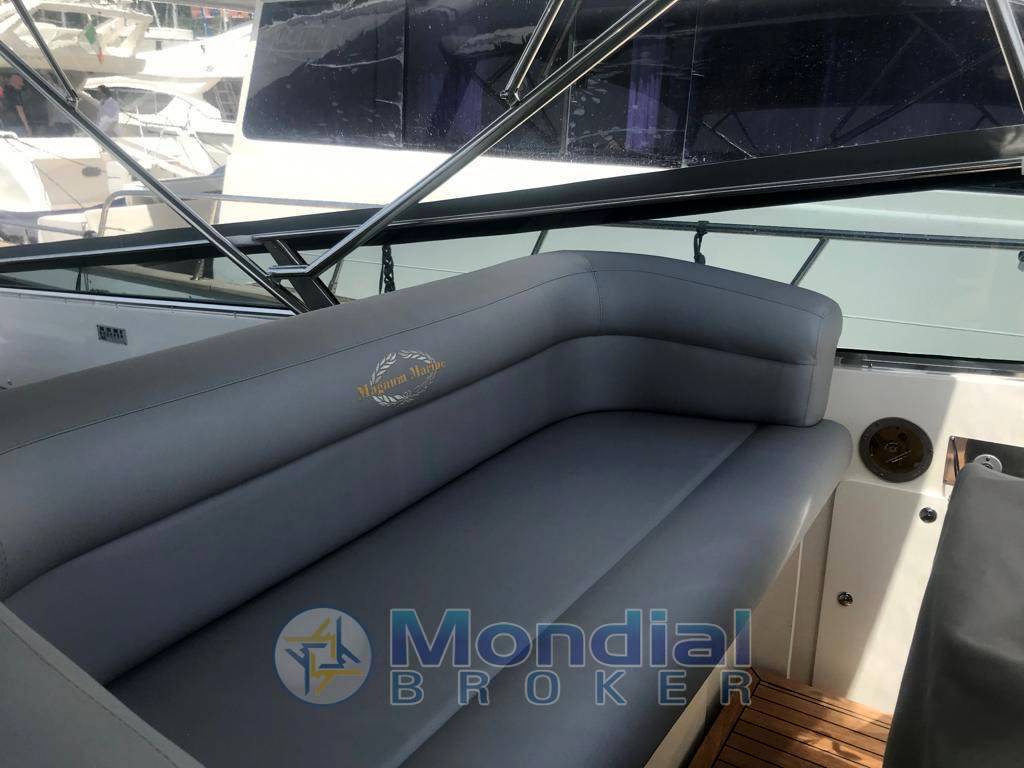 Magnum marine 53