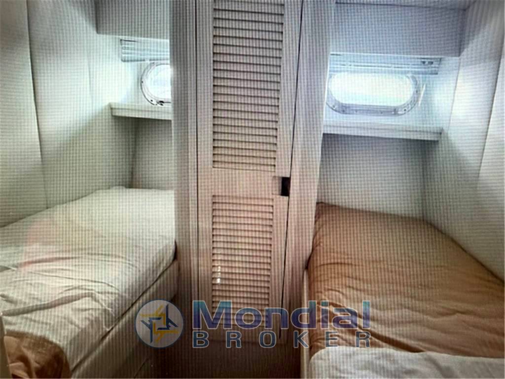 Magnum marine 53