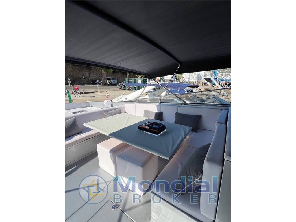 Magnum marine 63