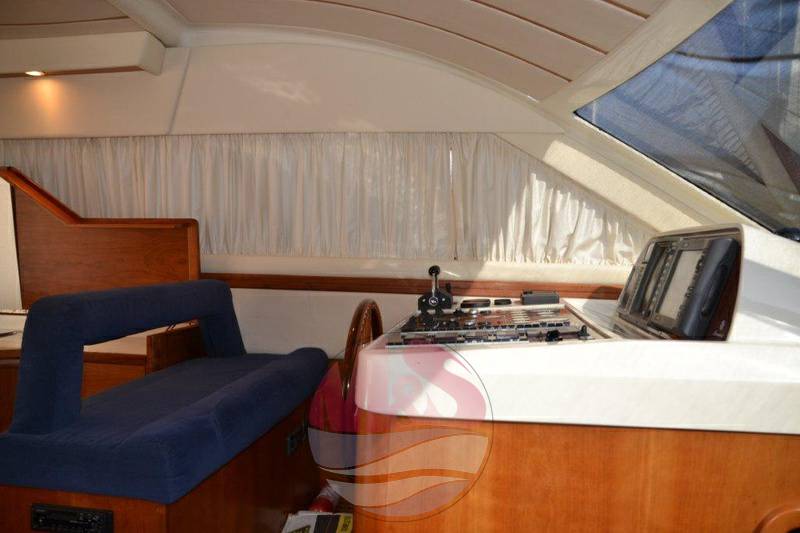 Carnevali 43 fly 3 cabine