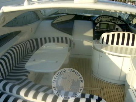 Pershing 52