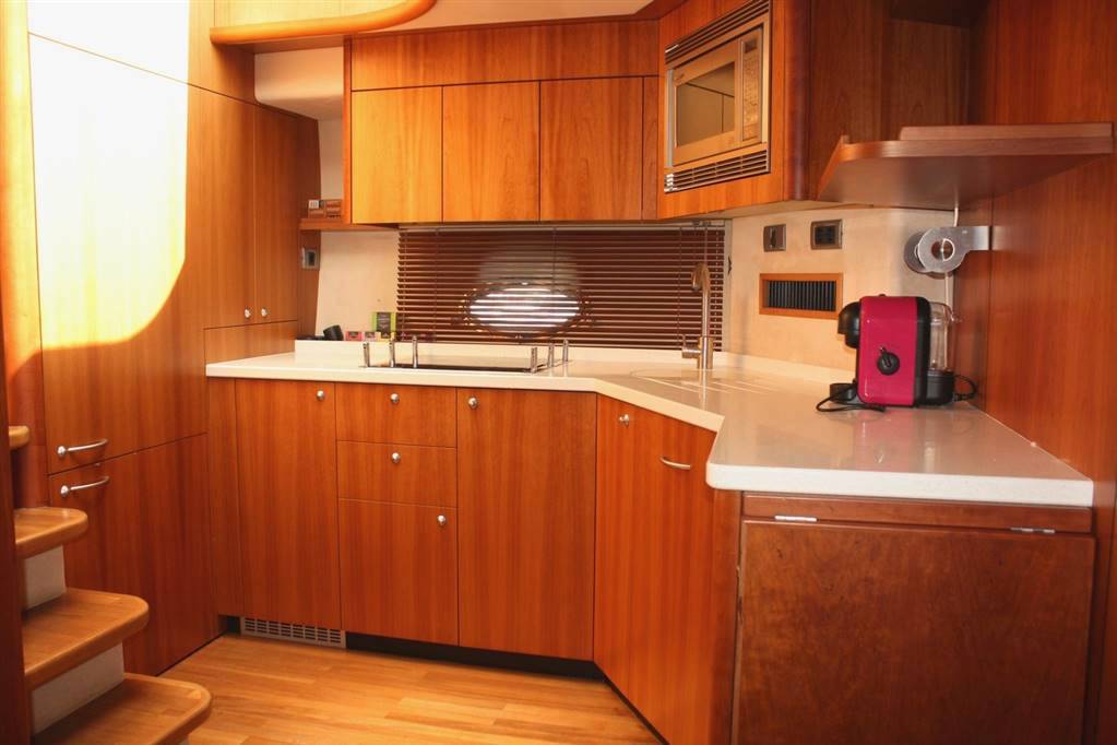 Sunseeker ltd Predator 72
