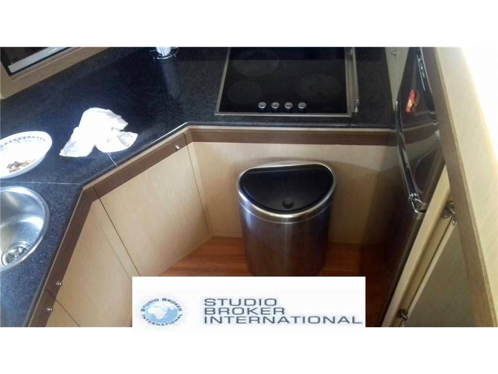 Ferretti 550 fly