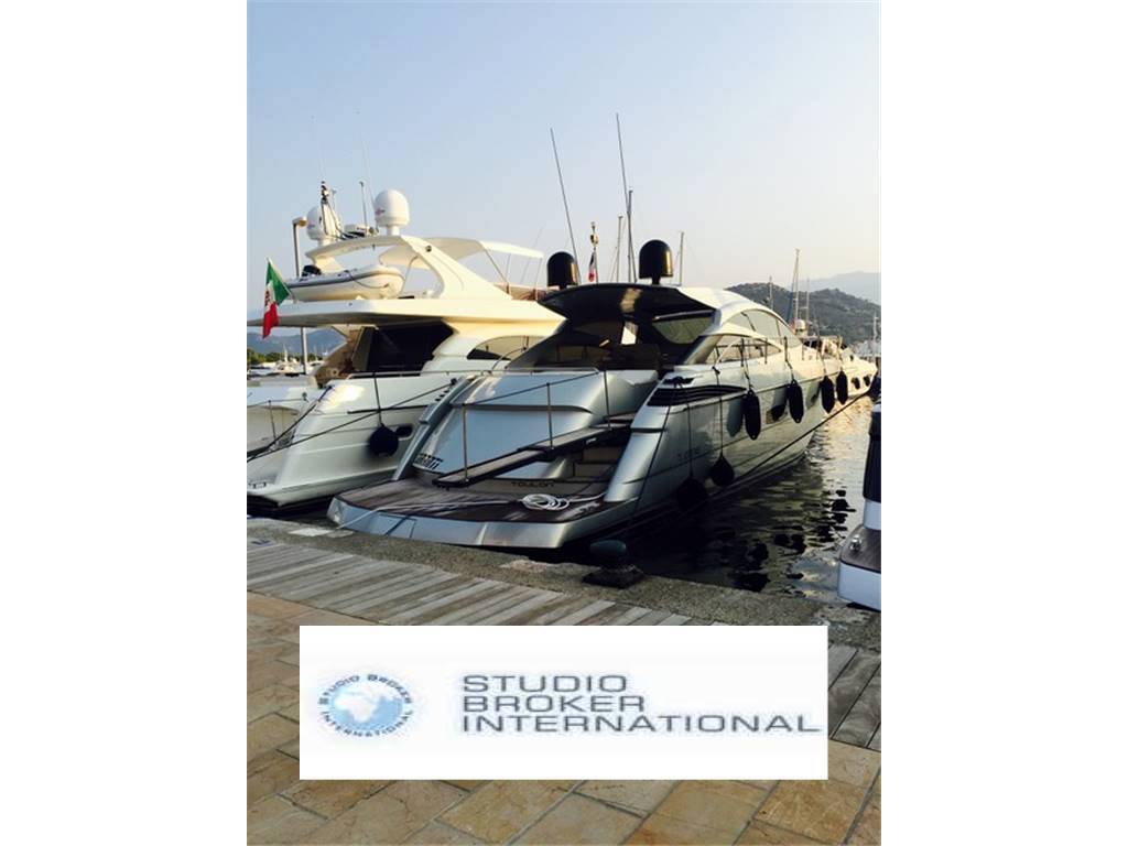 Pershing 56